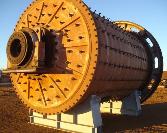 Allis Mineral Systems Australia 10'10" X 16' (3.3m X 4.9m) Rod Mill With 710 Kw (950 Hp) Motor.)
